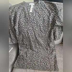 Velvet by Graham & Spencer Fleece Leopard Print Dress. 18ptp